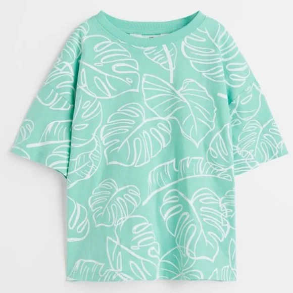 Oversized T-shirt - Picture 1 of 4